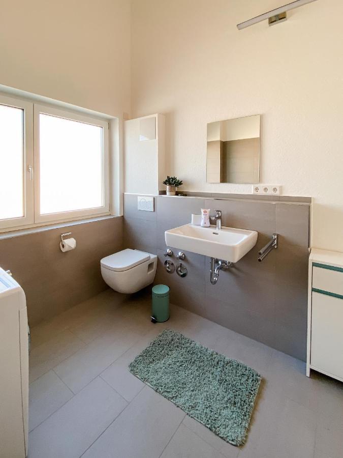 Wunderschoene Helle Wohnung Mit Grosser Dachterrasse ゴットマーディンゲン エクステリア 写真
