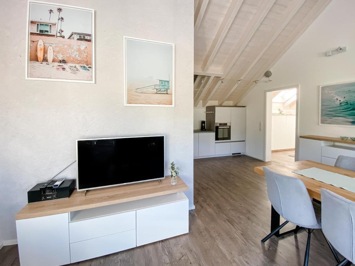 Wunderschoene Helle Wohnung Mit Grosser Dachterrasse ゴットマーディンゲン エクステリア 写真