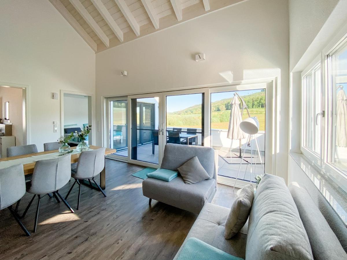 Wunderschoene Helle Wohnung Mit Grosser Dachterrasse ゴットマーディンゲン エクステリア 写真