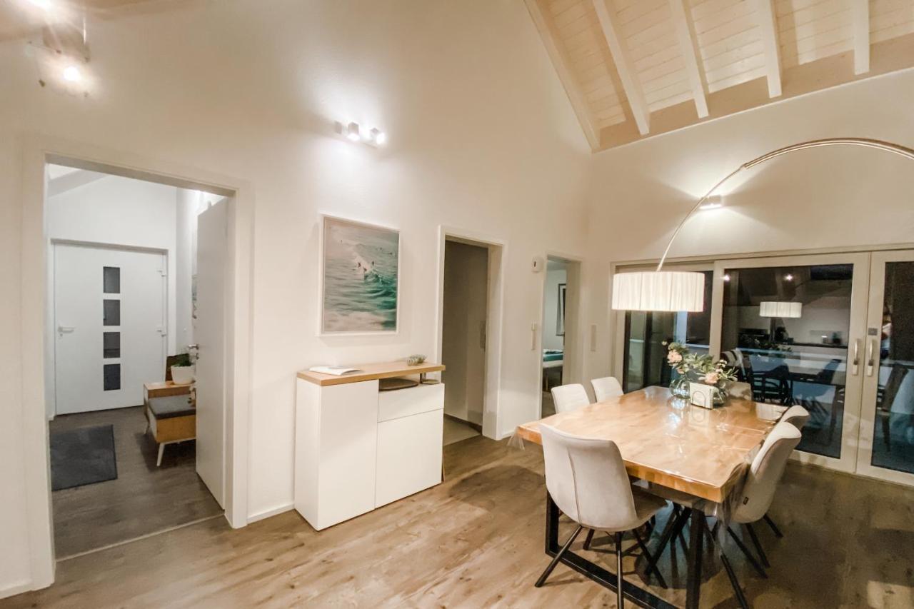 Wunderschoene Helle Wohnung Mit Grosser Dachterrasse ゴットマーディンゲン エクステリア 写真